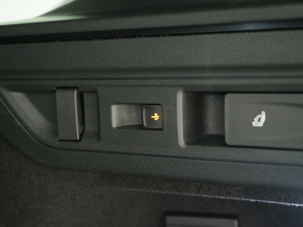 Volkswagen Passat Variant 1.5 eHybrid R-Line 98