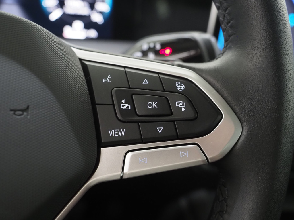 Volkswagen Tayron 1.5 eHybrid 21