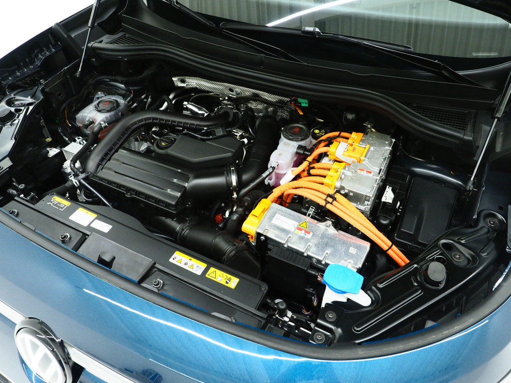 Volkswagen Tayron 1.5 eHybrid 6
