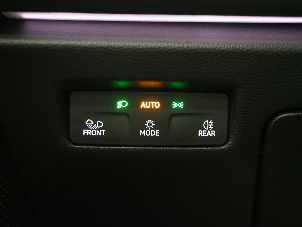 Volkswagen Passat Variant 1.5 eHybrid Elegance 68