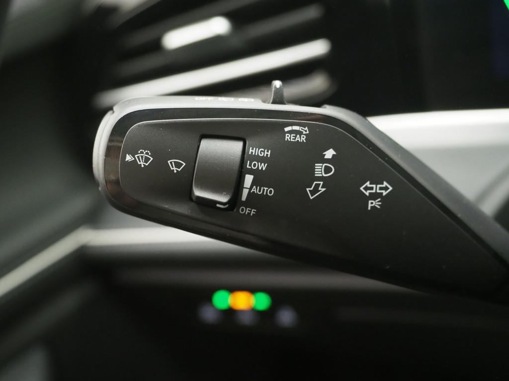 Volkswagen Passat Variant 1.5 eHybrid Elegance 69