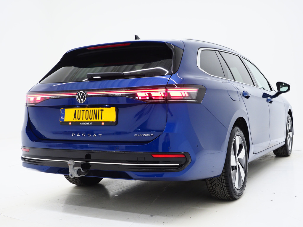 Volkswagen Passat Variant 1.5 eHybrid Elegance 8