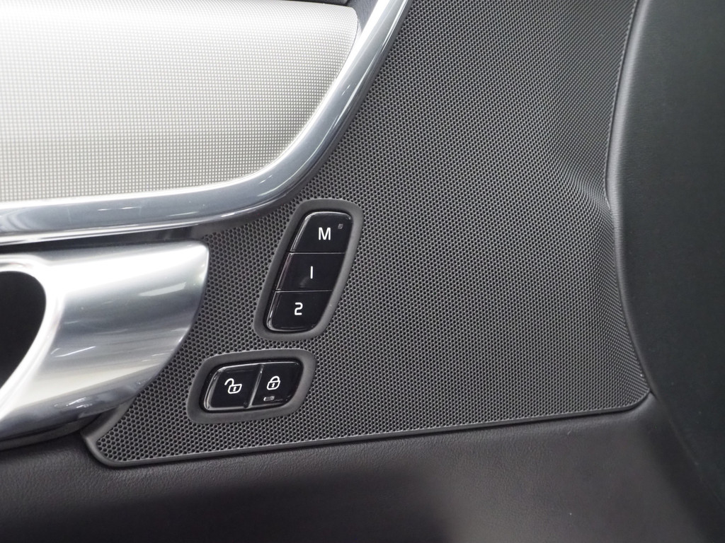 Volvo V90 2.0 T6 Plug-in hybrid AWD Long Range 19