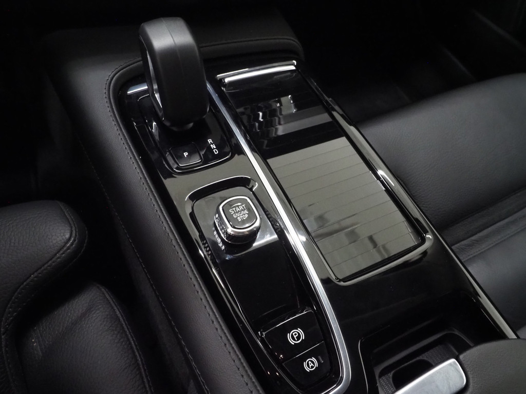 Volvo V90 2.0 T6 Plug-in hybrid AWD Long Range 34