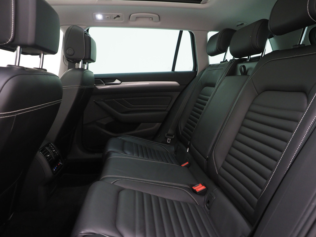 Volkswagen Passat Variant 1.4 TSI PHEV GTE 36
