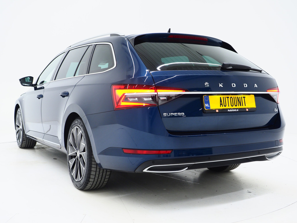 Škoda Superb Combi 1.4 TSI iV Laurin & Klement 2