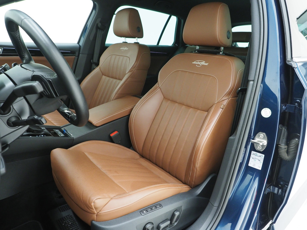 Škoda Superb Combi 1.4 TSI iV Laurin & Klement 3