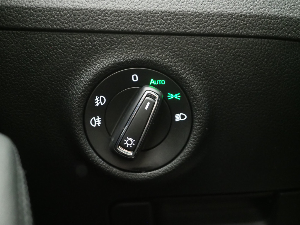 Škoda Superb Combi 1.4 TSI iV 218PK 18