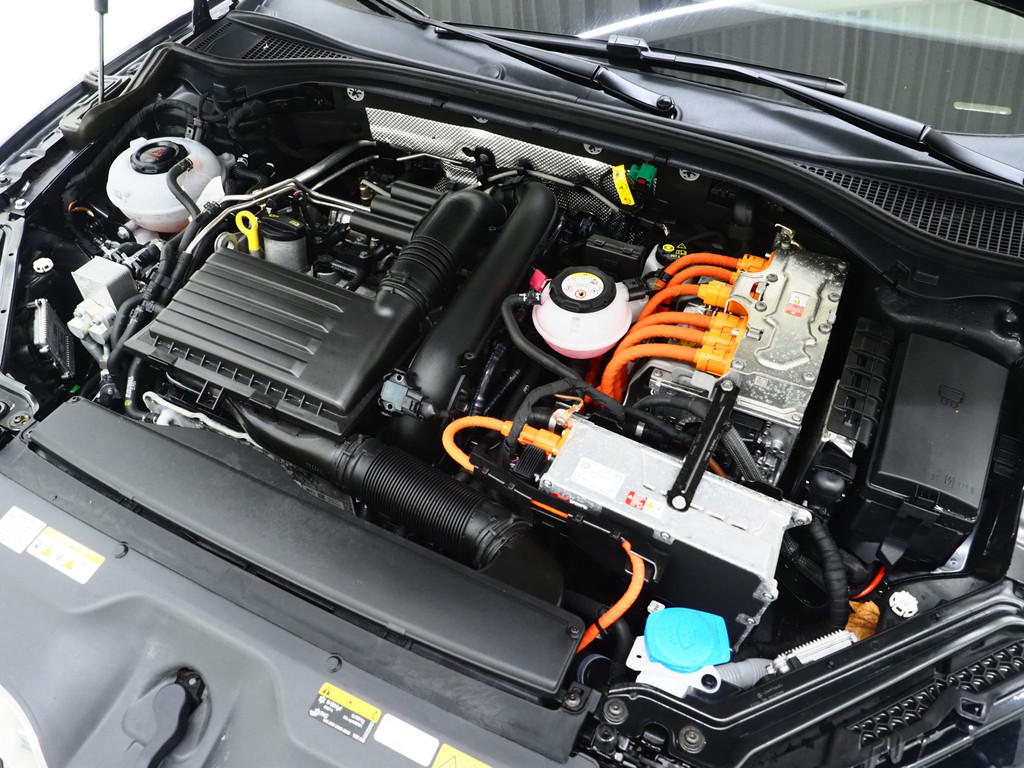 Škoda Superb Combi 1.4 TSI iV 218PK 47