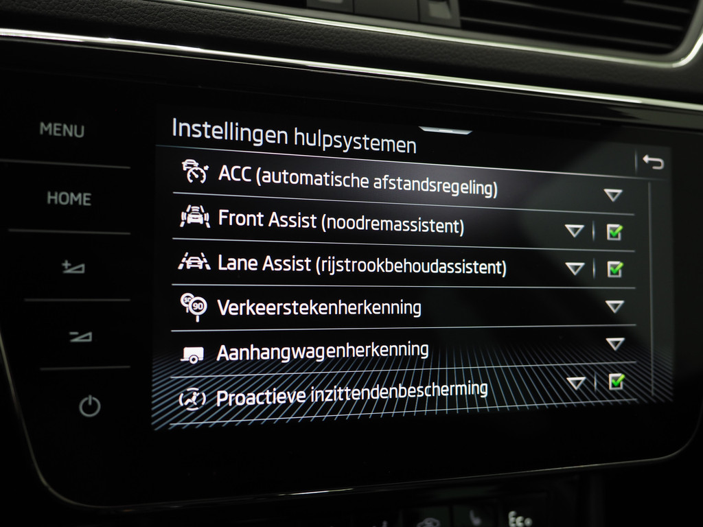 Škoda Superb Combi 1.4 TSI iV 218PK 70