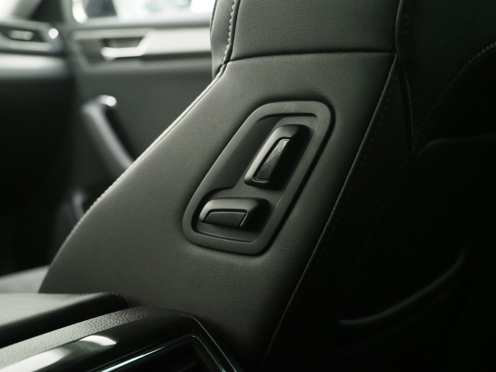 Škoda Superb Combi 1.4 TSI iV 218PK 75