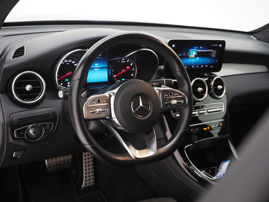 Mercedes-Benz GLC Coupé 300e 4MATIC AMG 15