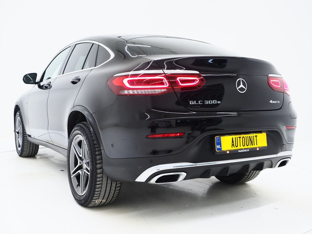 Mercedes-Benz GLC Coupé 300e 4MATIC AMG 39