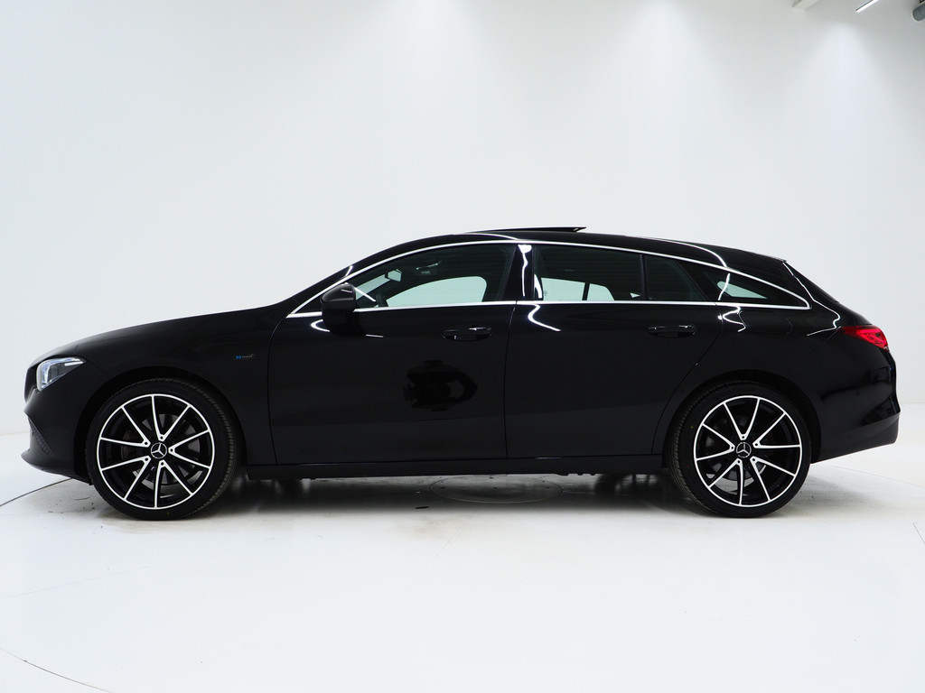 Mercedes-Benz CLA-Klasse Shooting Brake 250 e Premium 9