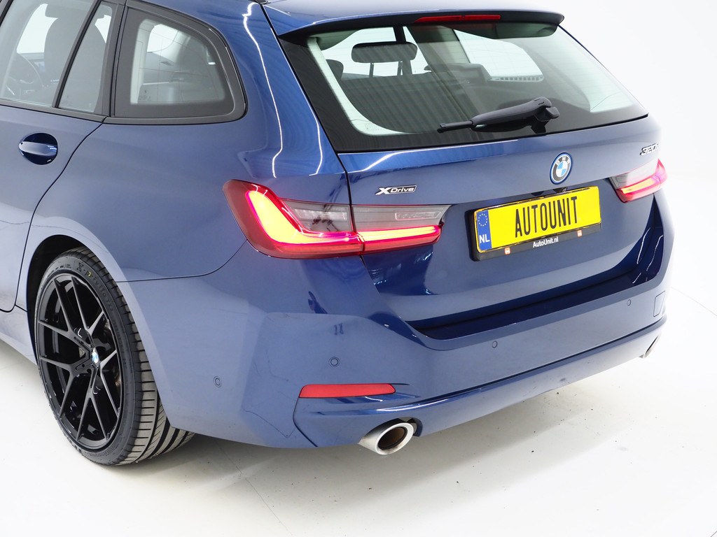 BMW 3 Serie Touring 320e xDrive LCI Shadow Line 13