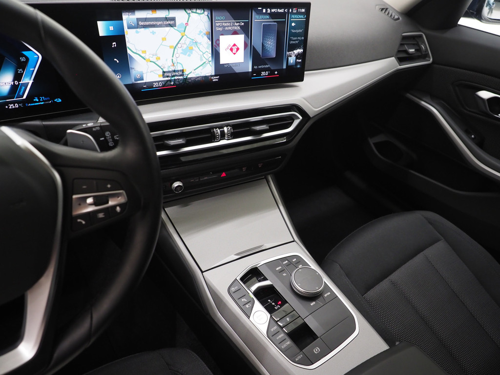BMW 3 Serie Touring 320e xDrive LCI Shadow Line 30
