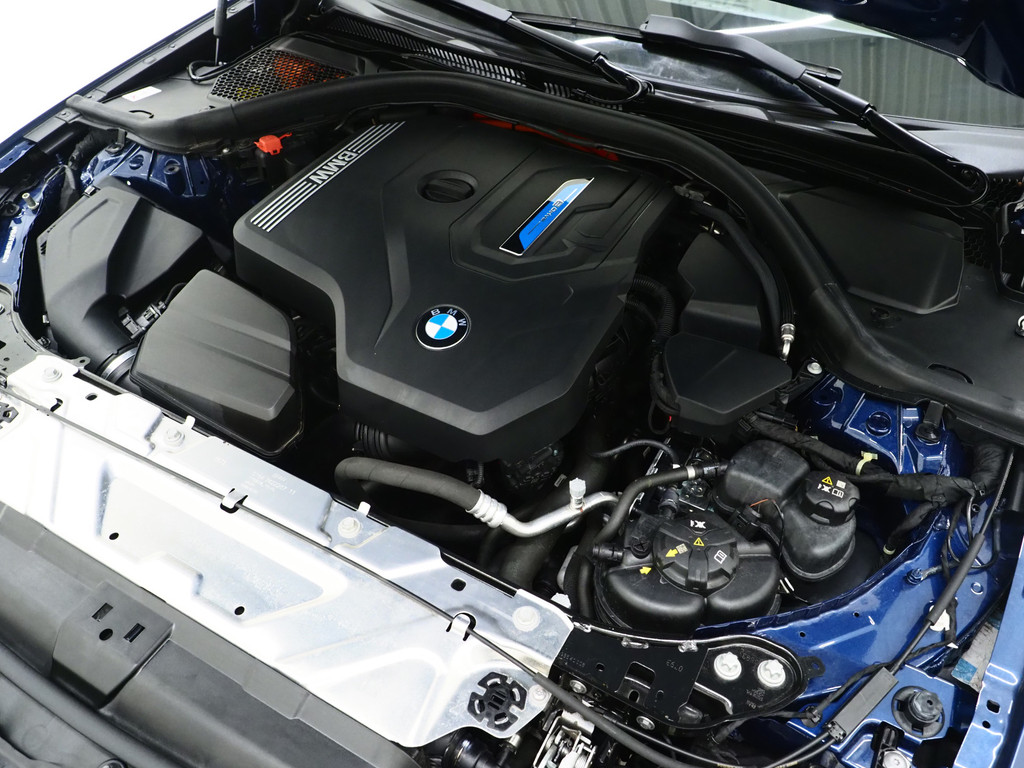 BMW 3 Serie Touring 320e xDrive LCI Shadow Line 41