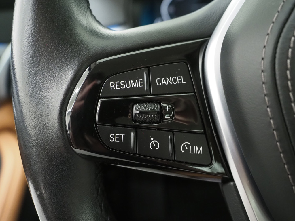 BMW 5 Serie Touring 530e 22