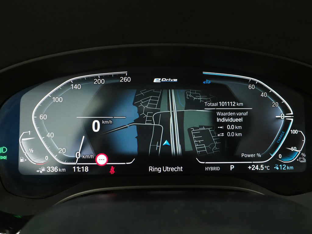 BMW 5 Serie Touring 530e 25