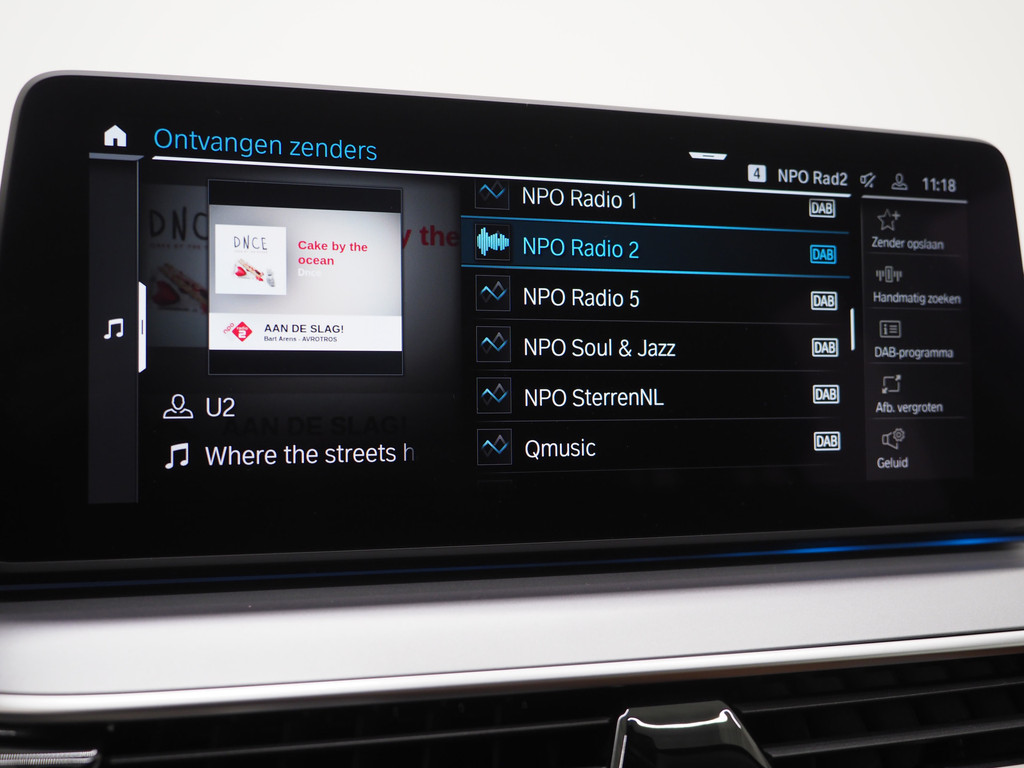 BMW 5 Serie Touring 530e 27