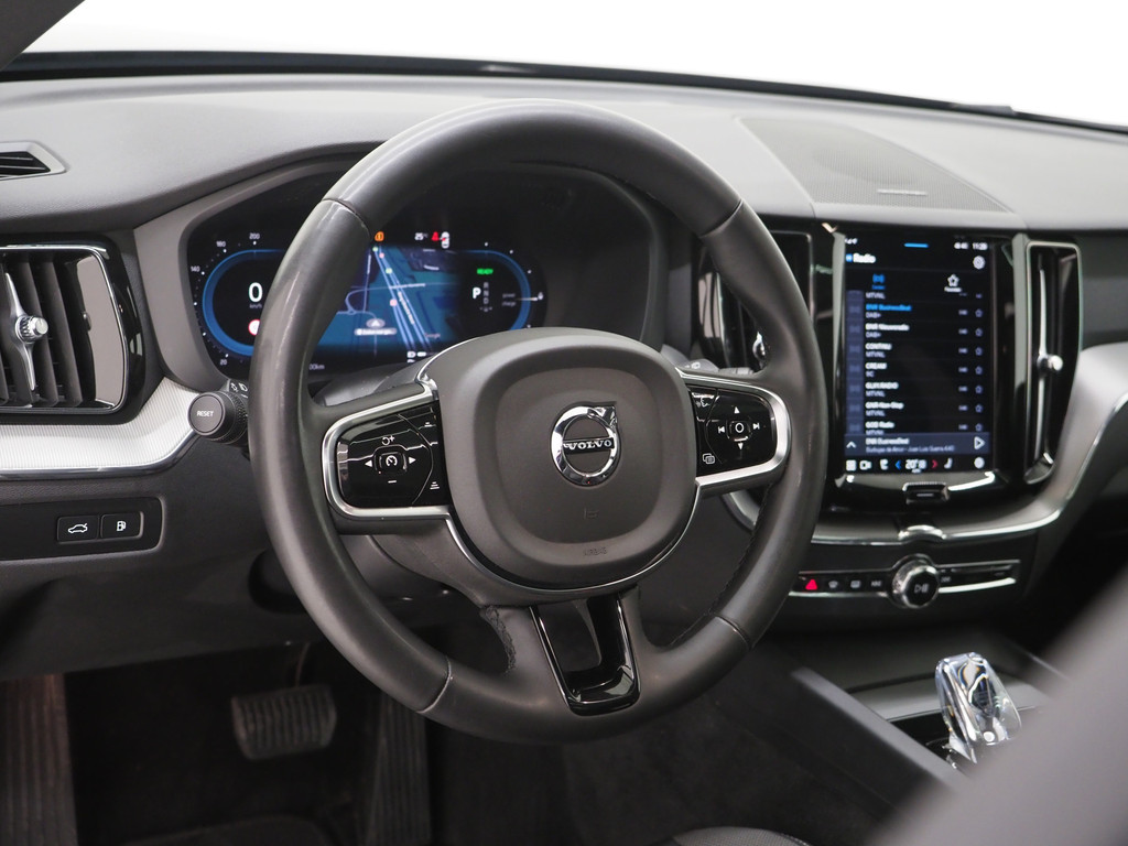 Volvo XC60 2.0 T6 Plug-in hybrid AWD Plus Black Edition 17