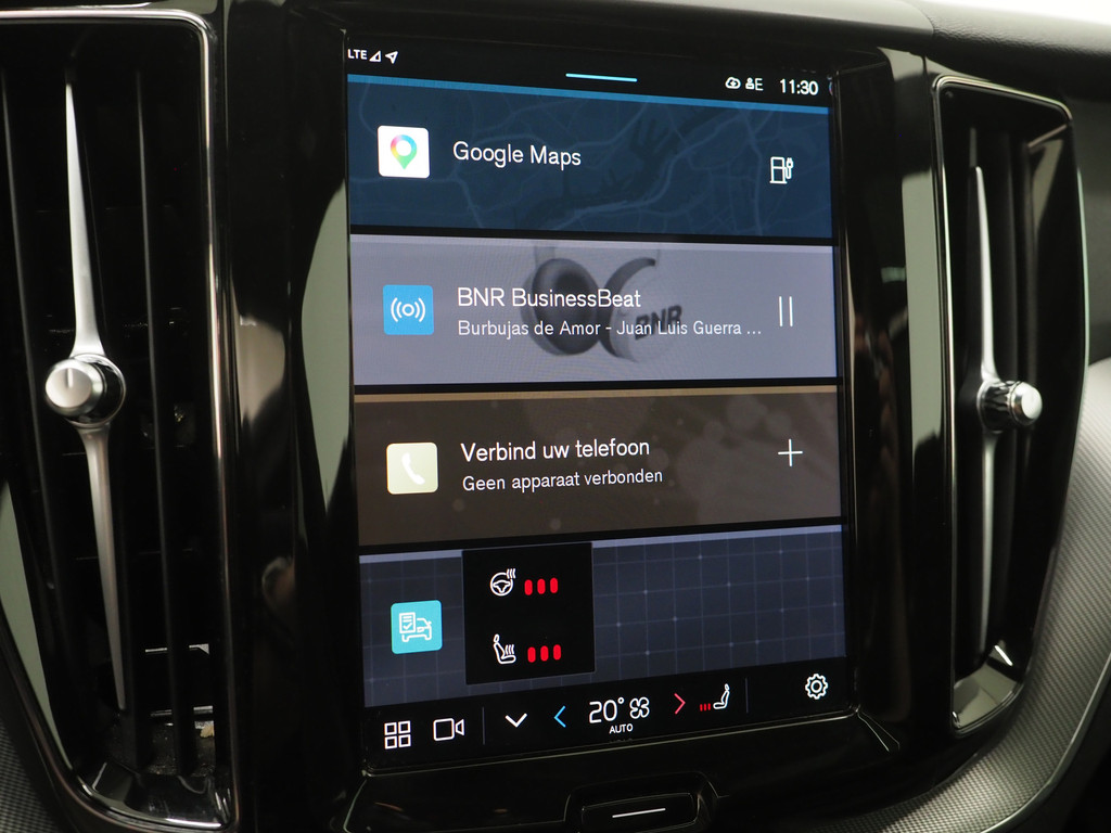 Volvo XC60 2.0 T6 Plug-in hybrid AWD Plus Black Edition 29