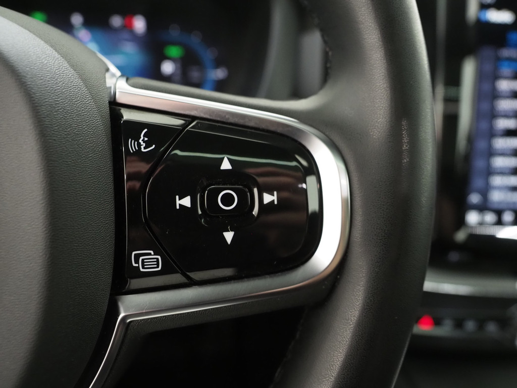 Volvo XC60 2.0 T6 Plug-in hybrid AWD Plus Black Edition 66