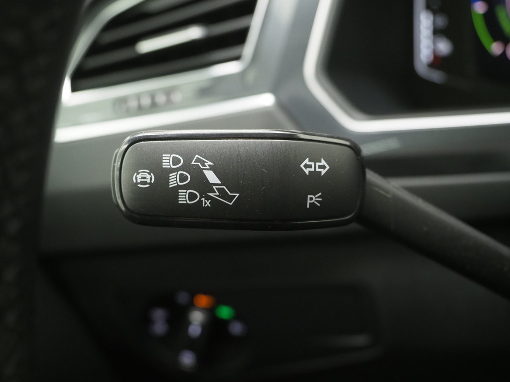 Volkswagen Tiguan 1.4 TSI eHybrid Elegance 19