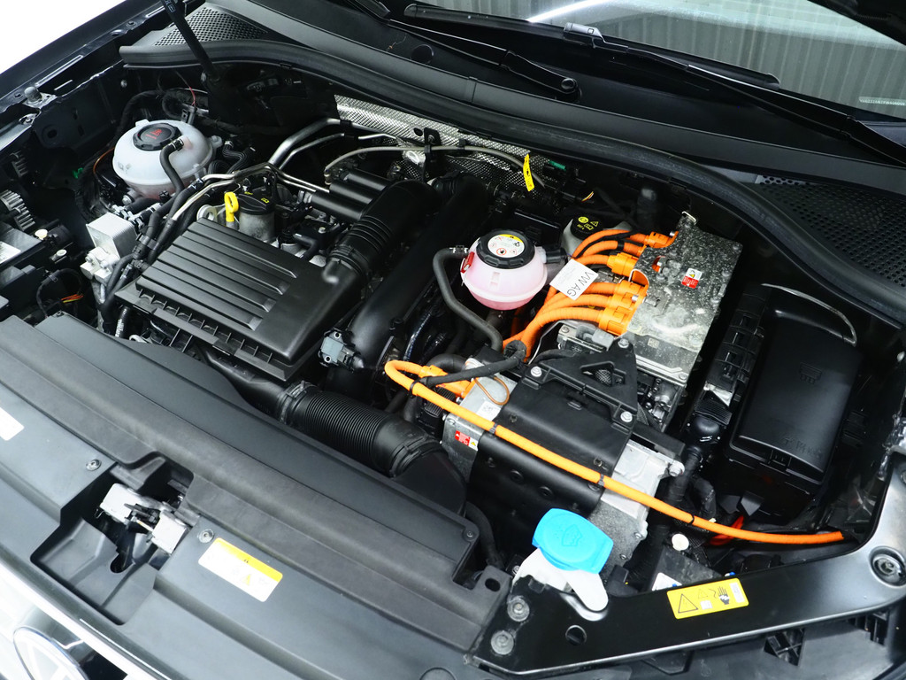 Volkswagen Tiguan 1.4 TSI eHybrid Elegance 6