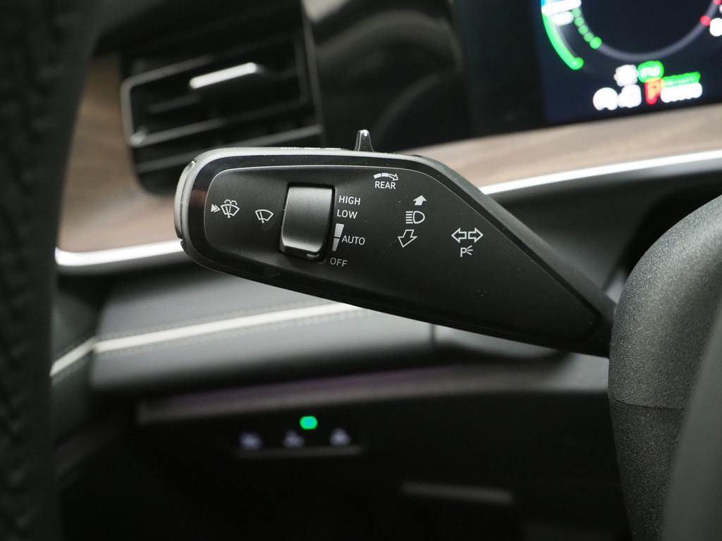 Volkswagen Tayron 1.5 eHybrid Elegance 21