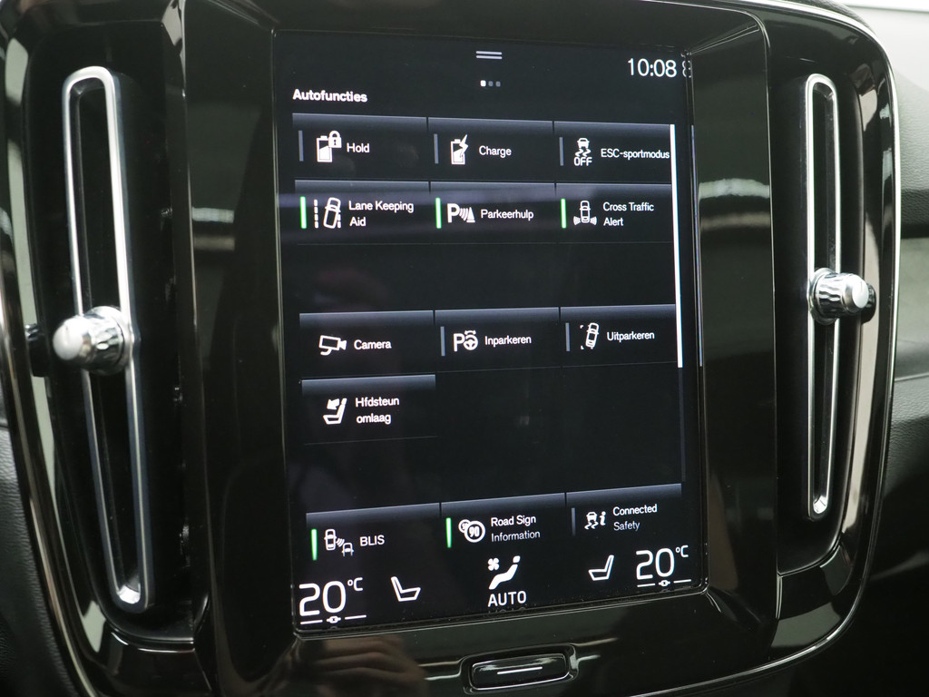 Volvo XC40 1.5 T5 Plug-in hybrid Ultimate Dark 33