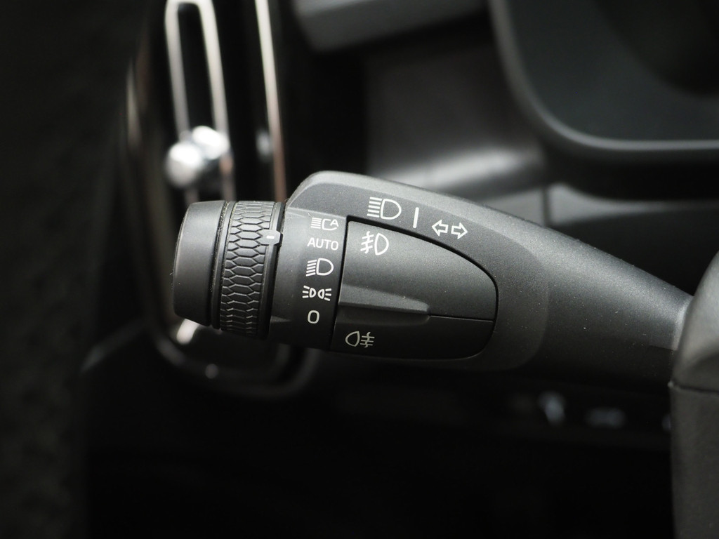 Volvo XC40 1.5 T5 Plug-in hybrid Ultimate Dark 68