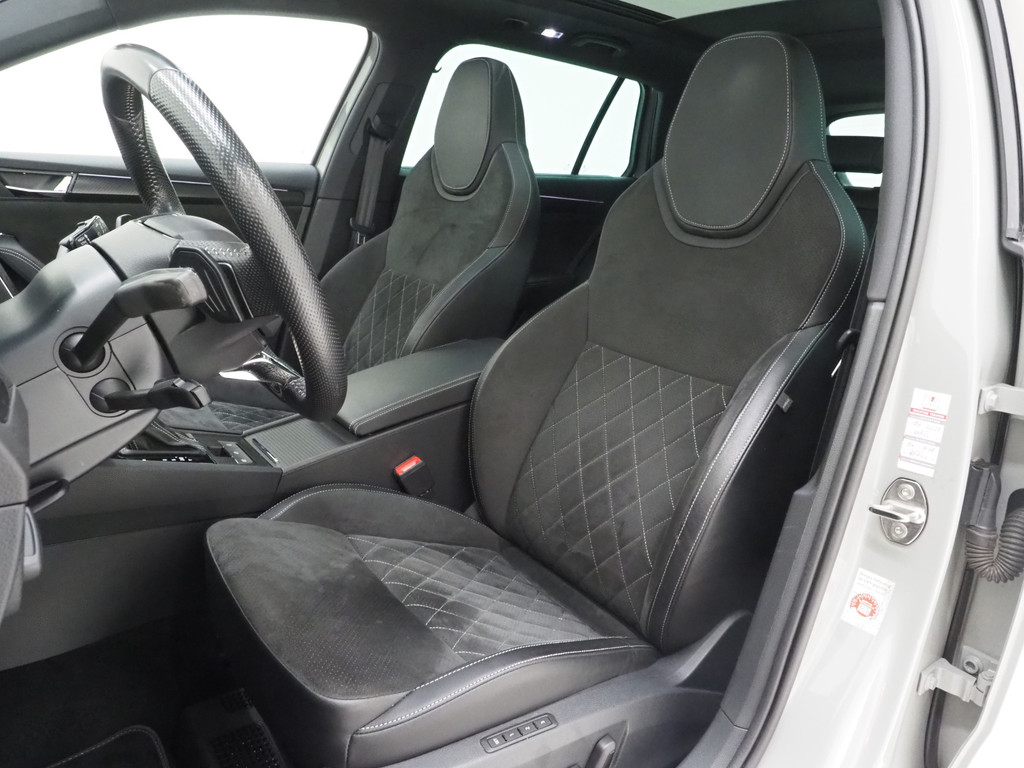 Škoda Superb Combi 1.4 TSI iV Sportline 3