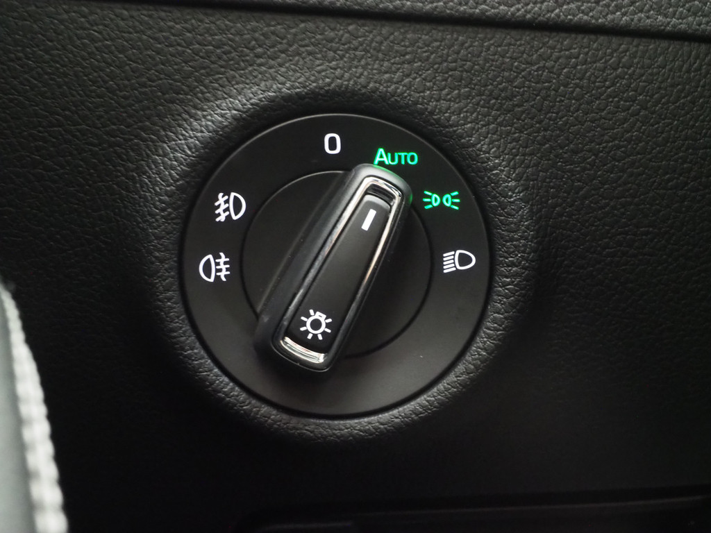 Škoda Superb Combi 1.4 TSI iV Sportline 69