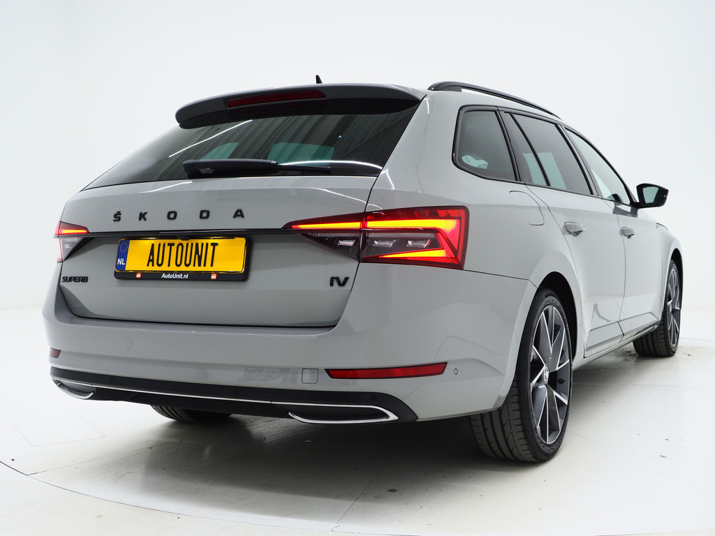 Škoda Superb Combi 1.4 TSI iV Sportline 8