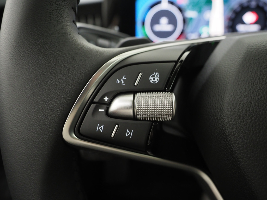 Škoda Superb Combi 1.5 TSI PHEV Laurin & Klement 26