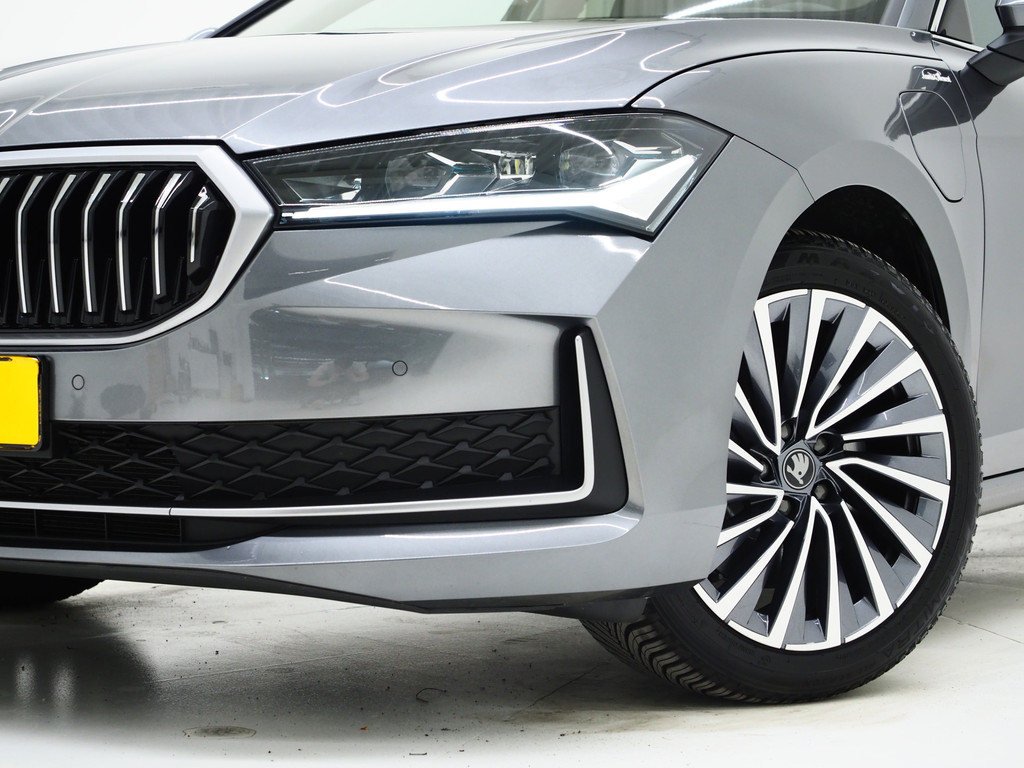 Škoda Superb Combi 1.5 TSI PHEV Laurin & Klement 5