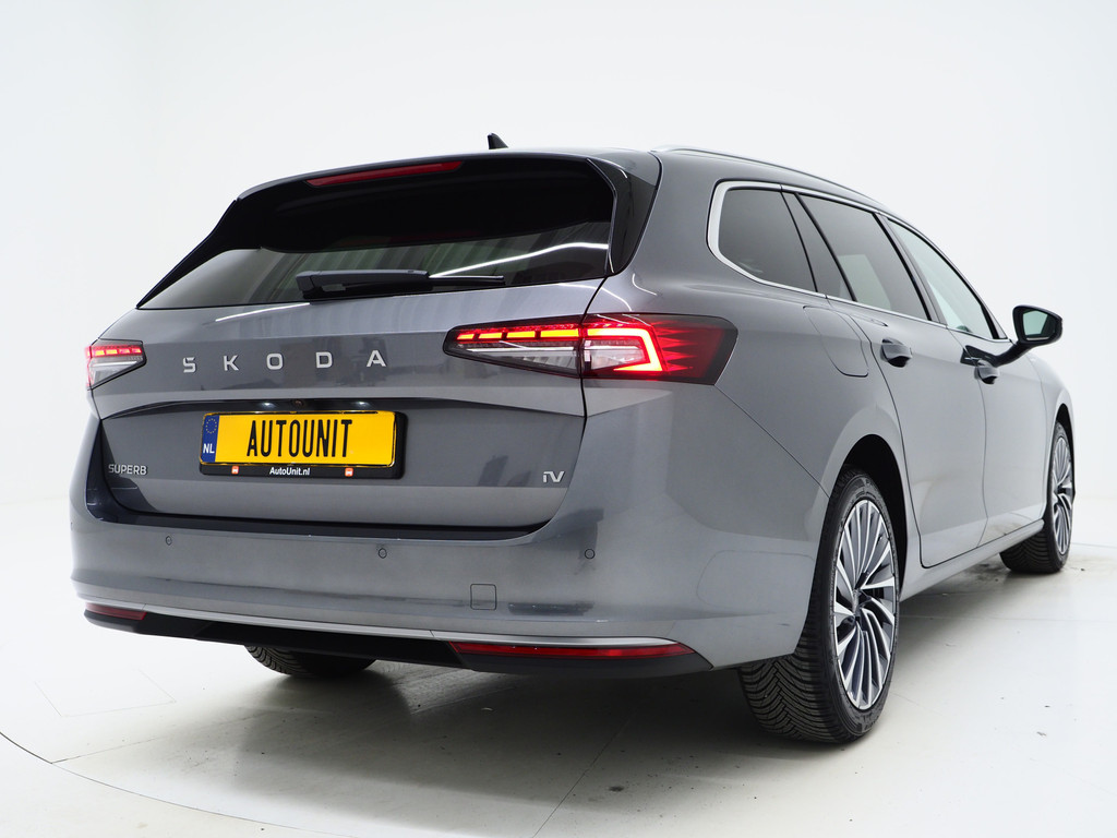 Škoda Superb Combi 1.5 TSI PHEV Laurin & Klement 56