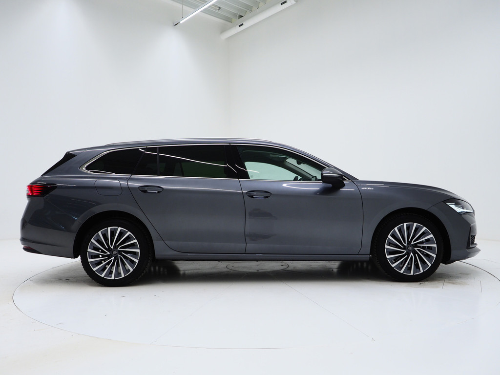 Škoda Superb Combi 1.5 TSI PHEV Laurin & Klement 57