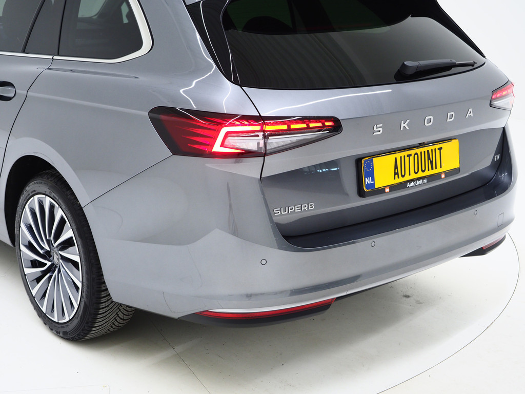 Škoda Superb Combi 1.5 TSI PHEV Laurin & Klement 61