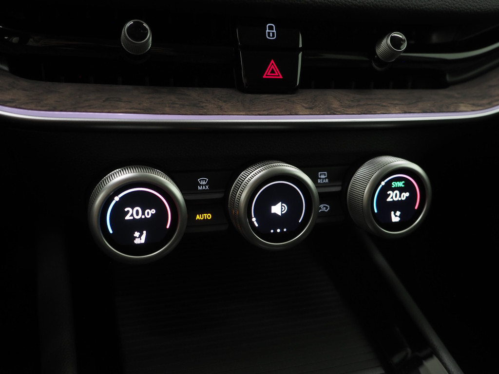 Škoda Superb Combi 1.5 TSI PHEV Laurin & Klement 89