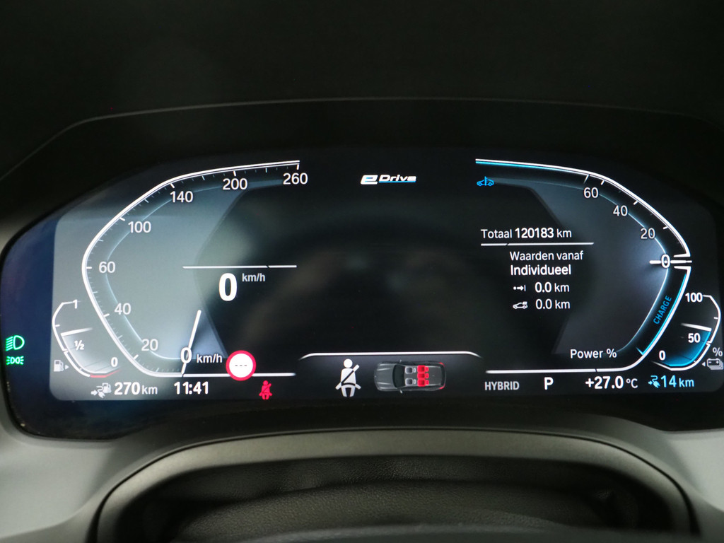 BMW 3 Serie Touring 320e Shadow Line 22
