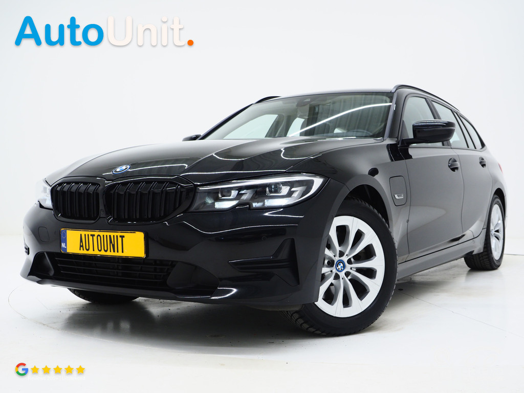 BMW 3 Serie Touring 320e Shadow Line 37