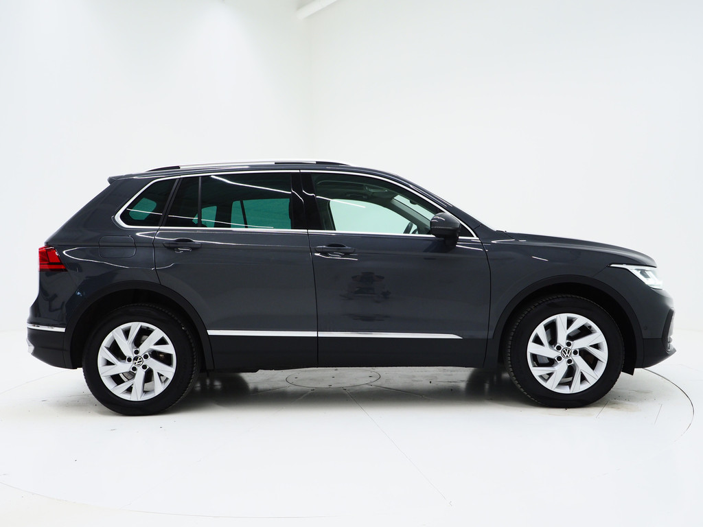 Volkswagen Tiguan 1.4 TSI eHybrid Elegance 9