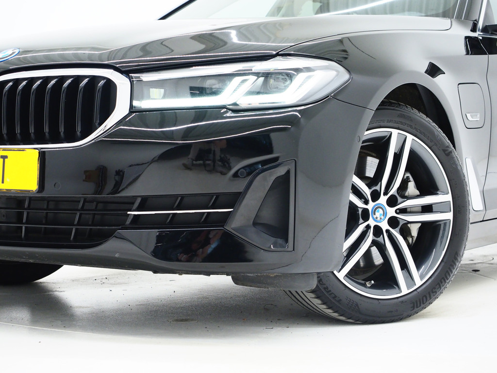 BMW 5 Serie Touring 530e 5