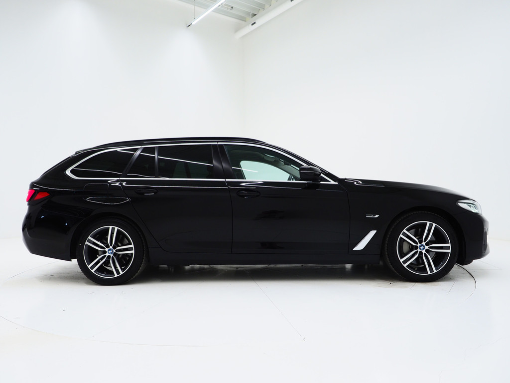 BMW 5 Serie Touring 530e 9
