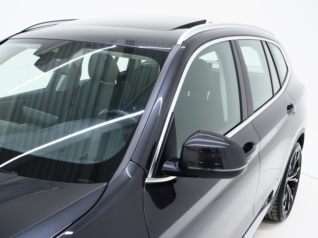 BMW X3 xDrive30e Facelift 12