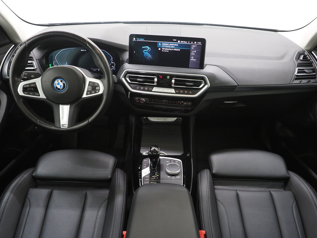 BMW X3 xDrive30e Facelift 43