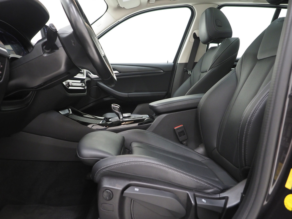 BMW X3 xDrive30e Facelift 54