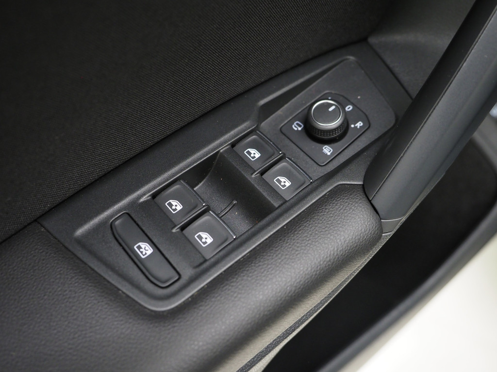 Volkswagen Tiguan 1.4 TSI eHybrid Elegance 56